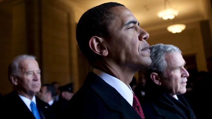 Er war immer mit dabei: Pete Souza ist Chef-Fotograf im Weißen Haus und hat US-Präsident Barack Obama über seine achtjährige Amtszeit begleitet. Dabei hat er historische Momente abgelichtet...