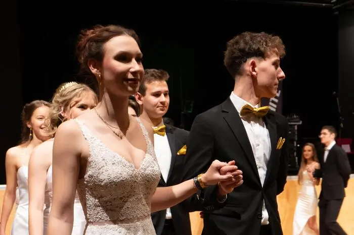 Neben der Polonaise sorgte auch die Mitternachteinlage für gute Stimmung im Stadtsaal Mürzzuschlag.