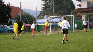 Kinder spielen Fußball | Kinder spielen Fußball