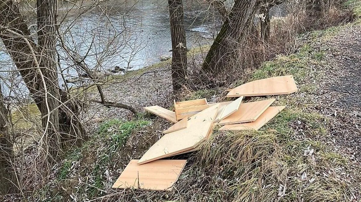 Der Naturverein Raab machte auf den Sperrmüll aufmerksam