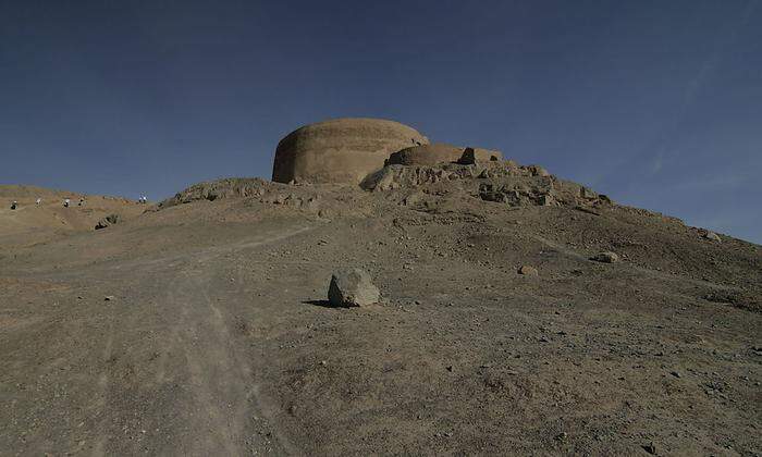 Einer der Türme des Schweigens in Yazd