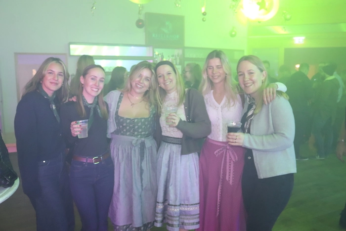 Klicken Sie sich durch die Fotoauswahl vom Bauernsilvester am Reiterhof Stückler.