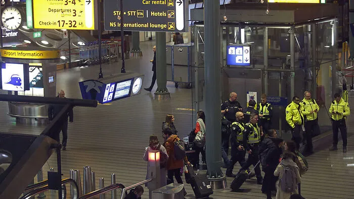Flughafen Amsterdam