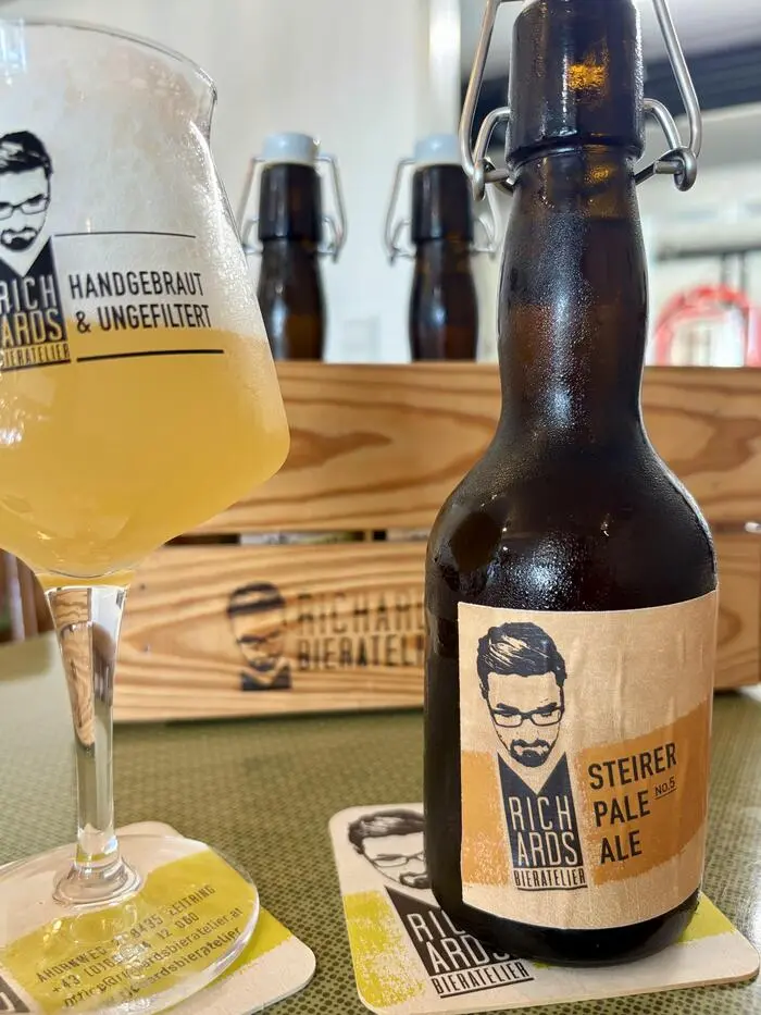 Handgebraut und ungefiltert: Richard Lipp setzt in seinem Bieratelier auf Biere mit eigener Handschrift