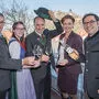 Weinbaudirektor Werner Luttenberger, Weinhoheit Elisabeth, Sparkassen-Direktor Franz Kerber, Kammer-Vizepräsidentin Maria Pein, Stefan Potzinger (Wein Steiermark)