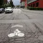 Radwegmarkierung in der 10.-Oktober-Straße