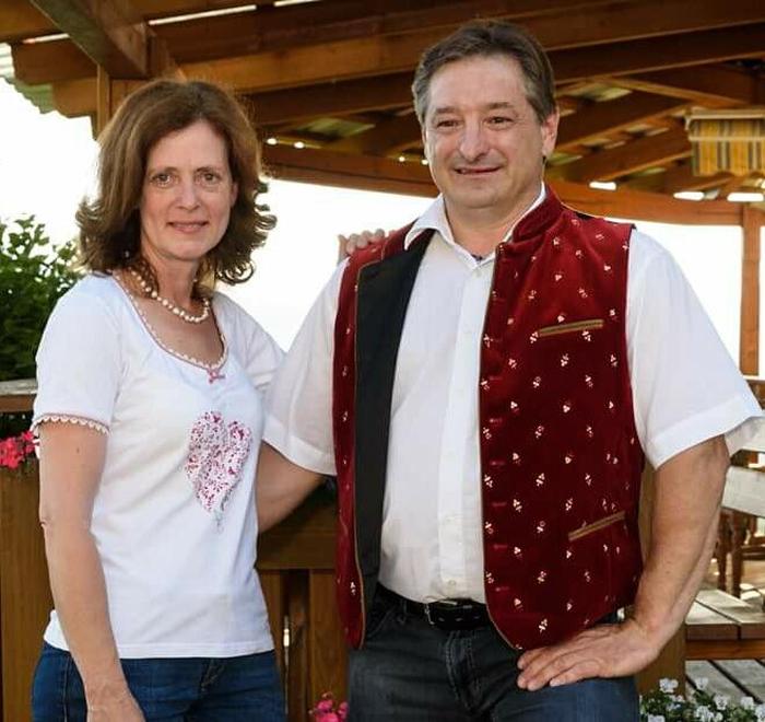 Jutta und Johannes Lassnig von der Buschenschenke in Terpetzen bei Mittertrixen
