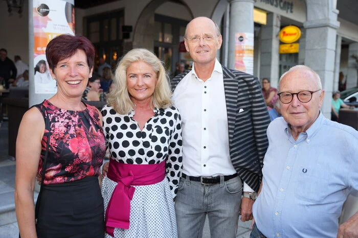 Petra Glanzer, Barbara und Gerhard Dietrich und der ehemalige Bezirkshauptmann Wilfried Koller