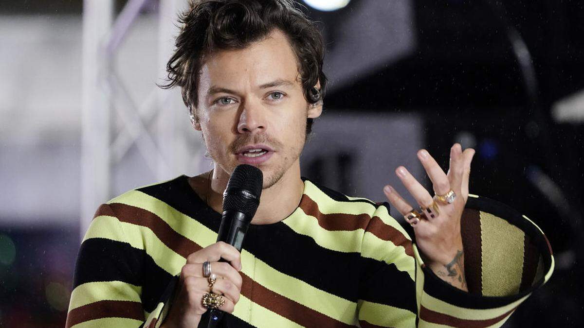 Sänger Harry Styles setzt neue Maßstäbe in der Modewelt