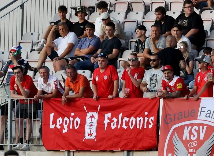 KAPFENBERG,AUSTRIA,28.AUG.24 - SOCCER - UNIQA OEFB Cup, Kapfenberger SV 1919 vs ASK Voitsberg. Image shows fans of Kapfenberg.
Photo: GEPA pictures/ Hans Oberlaender