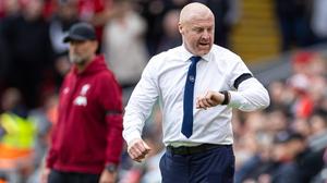 Everton-Manager Sean Dyche kann es kaum glauben: Seinem Klub werden zehn Punkte abgezogen