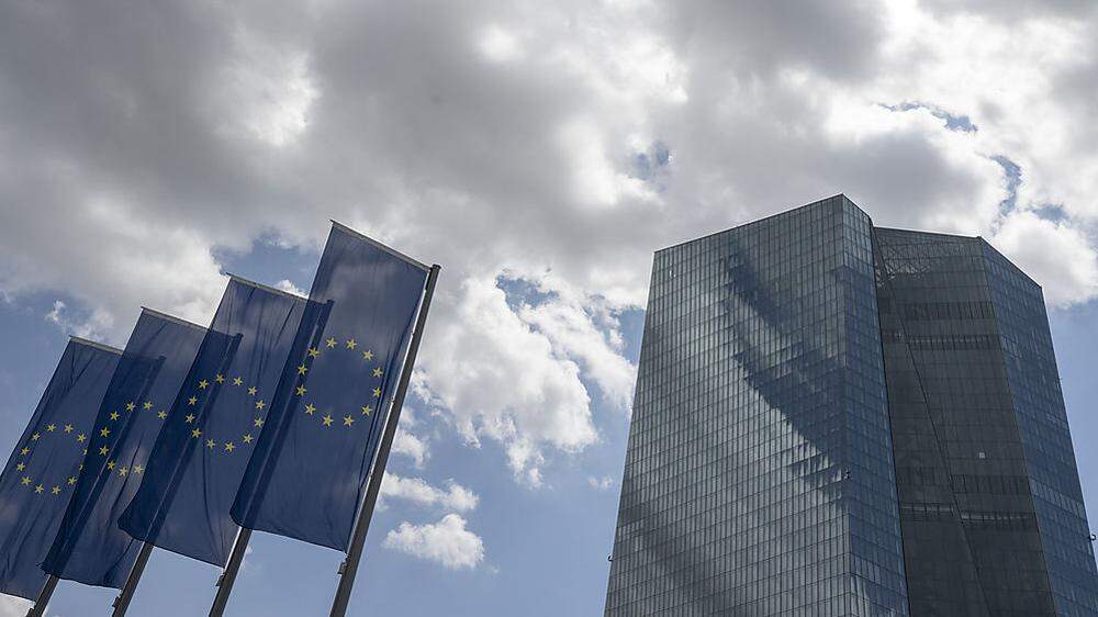 Um einen halben Prozentpunkt hob die EZB am Donnerstag den Leitzins an