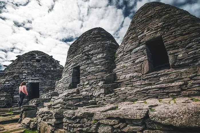 Die Insel Skellig Michael beherbergt eines der bekanntesten, aber auch entlegensten mittelalterlichen Klöster Irlands.