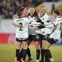 ABD0084_20250221 - RIED IM INNKREIS - ÖSTERREICH: Das Österreichische Fussball Damen Nationalteam jubelt über das Tor zum 1 : 0 am Freitag, 21. Februarl 2025, während dem Frauen- Nations-League Spiel, 1. Runde zwischen Österreich und Schottland in Ried im Innkreis. - FOTO: APA/EXPA/UWE WINTER