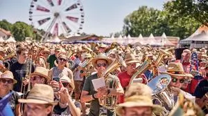 Tausende pilgern am Wochenende zum „Woodstock der Blasmusik“
