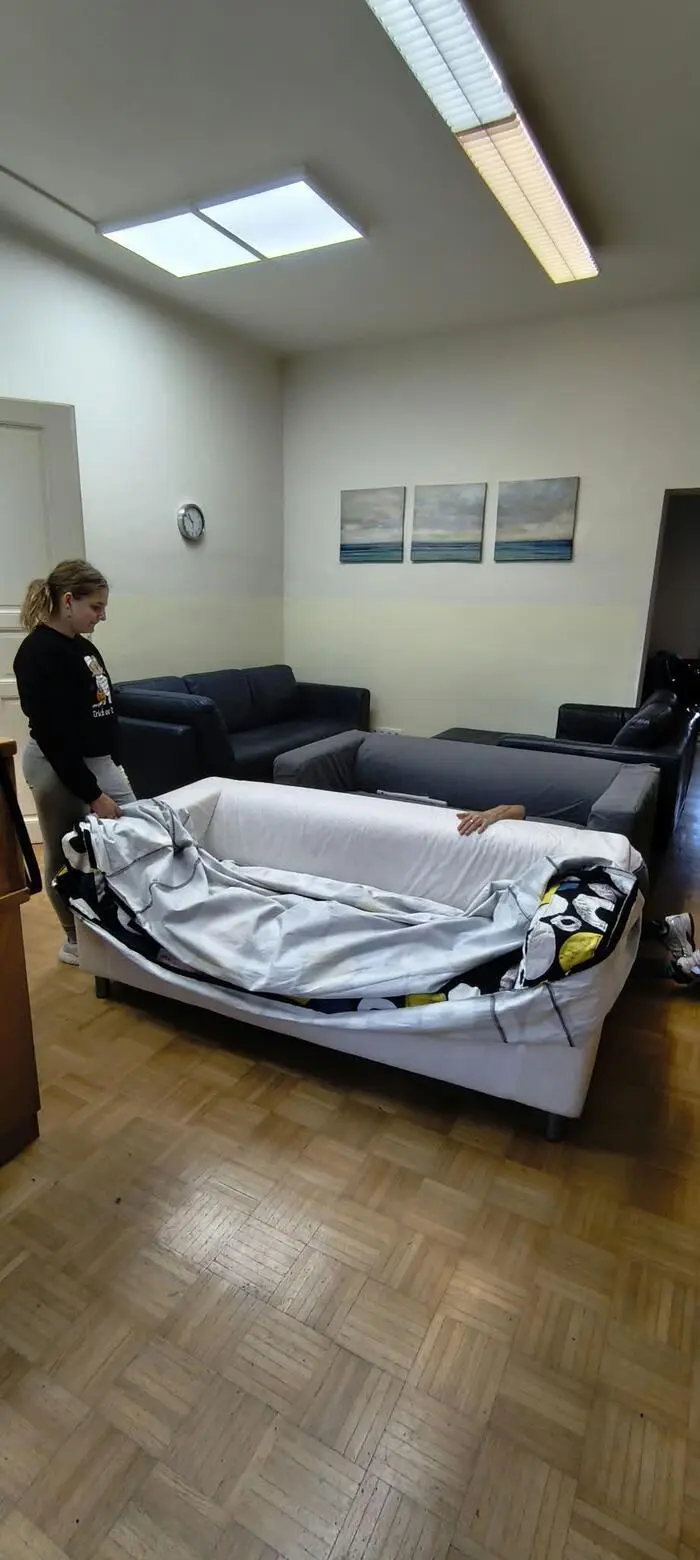 Bei der Renovierung haben die Jugendlichen selbst angepackt...