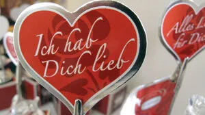 Das Feierndes Valentinstages wurde in Österreich erst nach dem Zweiten Weltkrieg populär