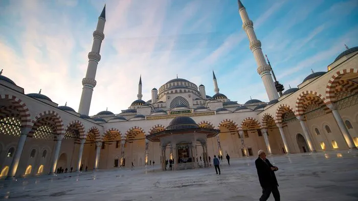 Die Çamlıca-Moschee auf dem größten Hügel von Istanbul wurde am Donnerstag, 7.3.2019, eröffnet.