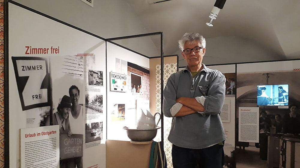 Historiker Werner Koroschitz ist Kurator der Ausstellung „Zimmer frei“, zu sehen im Museum Villach