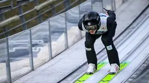 Louis Obersteiner | HINZENBACH,AUSTRIA,18.OCT.25 - NORDIC SKIING, SKI JUMPING - FIS Sommer Grand Prix Hinzenbach. Image shows Louis Obersteiner (FRA).
Photo: GEPA pictures/ Christian Moser