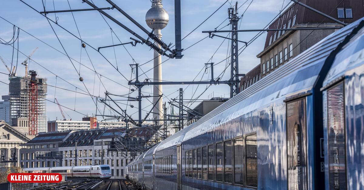 Jumped onto train with friends: Twelve-year-old dies