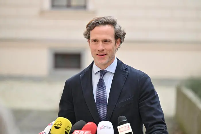 ABD0080_20250225 - RIED IM INNKREIS - ÖSTERREICH: Im Landesgericht Ried im Innkreis stimmen heute Dienstag, 25. Februar 2025 die KTM-Gläubiger über den Sanierungsplan ab. Im Bild: KTM-CEO Gottfried Neumeister am Dienstag 25. Februar 2025 anlässlich der Sanierungsplantagsatzung. - FOTO: APA/FOTOKERSCHI.AT/WERNER KERSCHBAUMMAYR