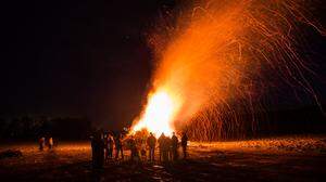 Viele Osterfeuer gibt es in diesem Jahr wieder im Bezirk St. Veit