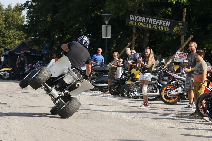 ...zählte die spektakuläre "Burnout Stuntshow" zum ultimativen Highlight.