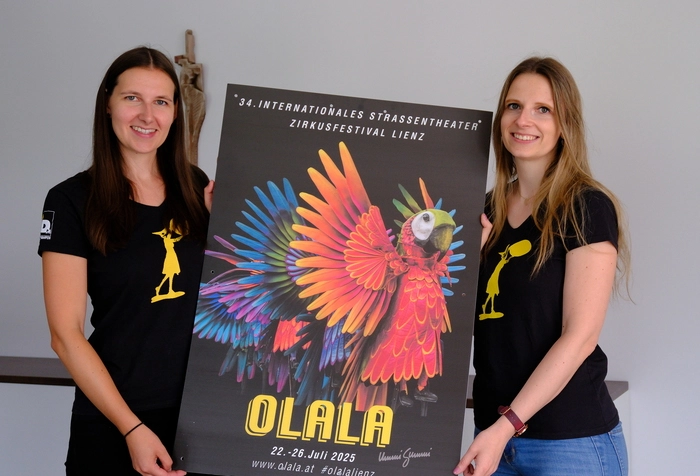 Elisa (links) und Theresa Mutschlechner sind in die Fußstapfen ihres Vaters Hans getreten
