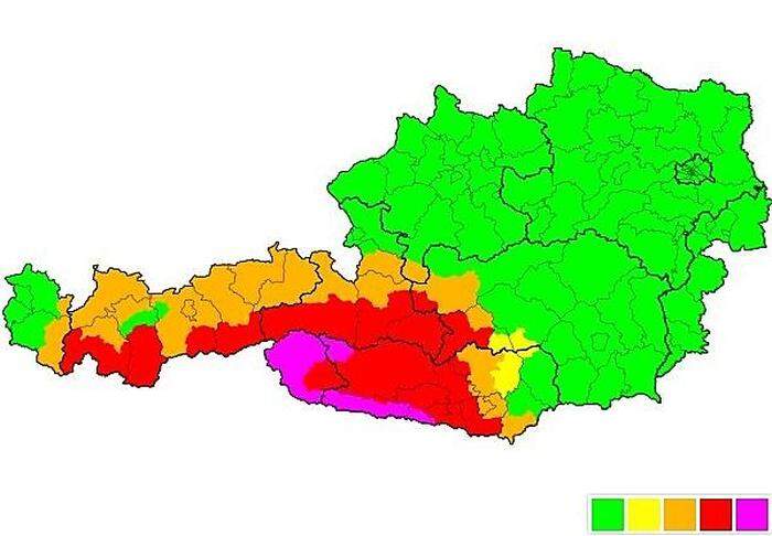 Die Unwetterwanrzentrale hat für Osttirol und Teile Kärntens die höchste Wetterwarnstufe ausgegeben. Es drohen heftige Schneefälle und Starkregen