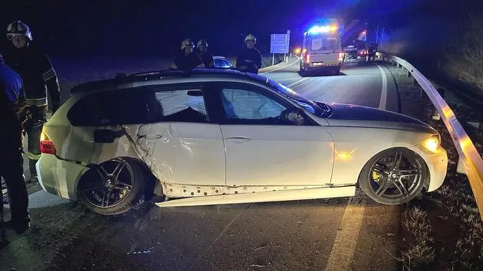 Das Auto wurde stark beschädigt