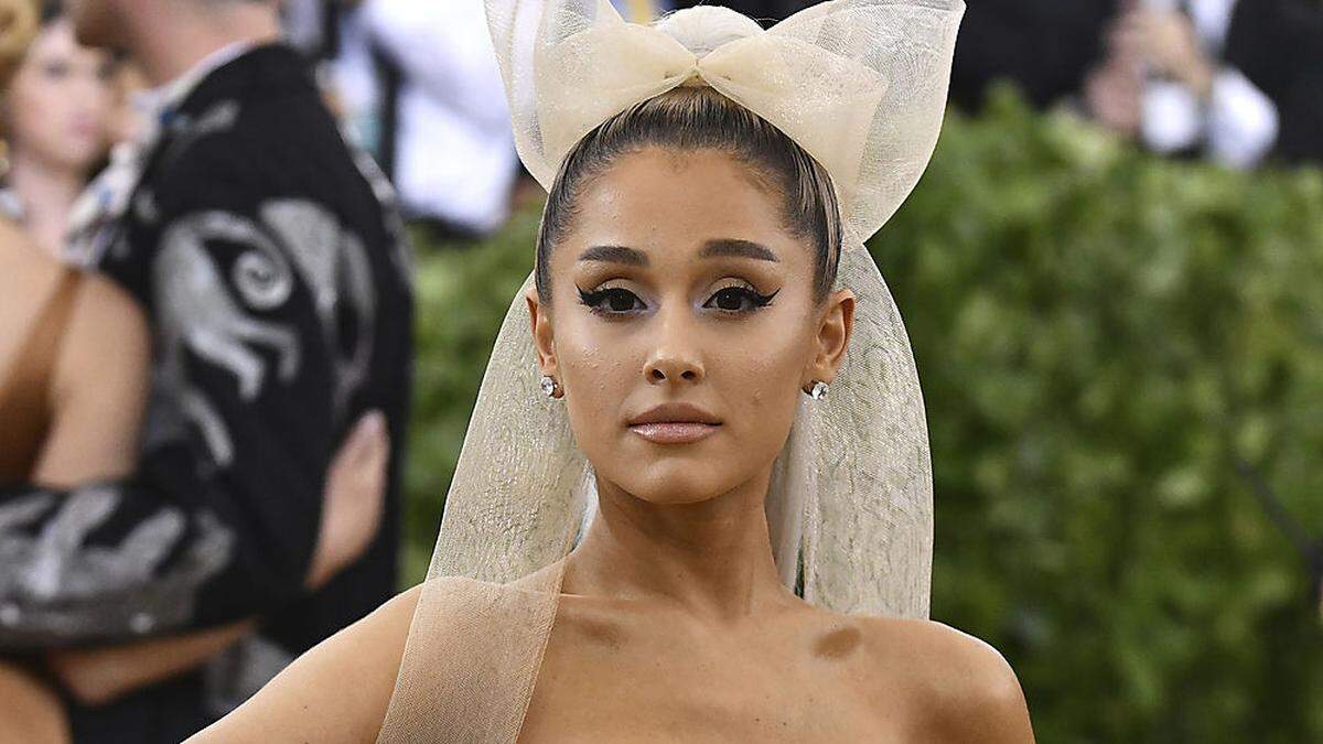 Ariana Grande hat ein neues Tattoo