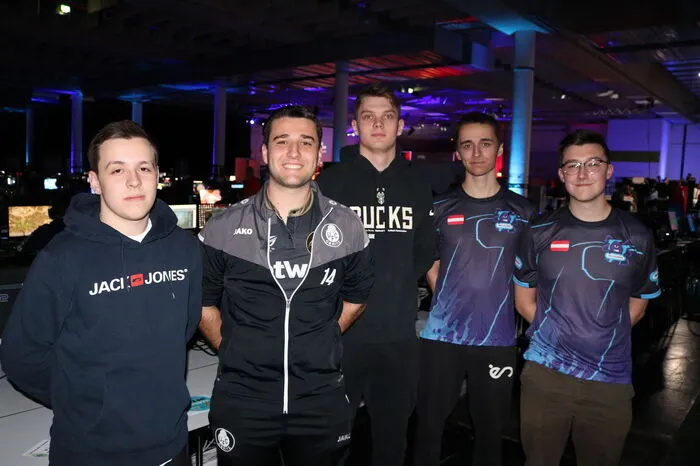Hunderte Gamer versammelten sich in der Grazer Messe, um gegeneinander anzutreten und sich wieder in persona zu treffen. In zahlreichen Turnieren wurden die besten Gamingclans gekürt.