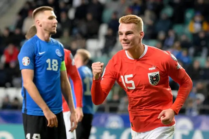 In der ersten Hälfte spielte der Freiburg-Legionär solide, erzielte auch sein erstes Tor im Nationalteam. Mit einem katastrophalen Fehlpass sorgte er für eine Großchance Estlands.