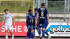 Jubelnde Wölfe, überraschte Türken