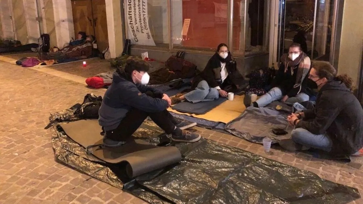 Am Anfang verlief die Mahnwache noch friedlich