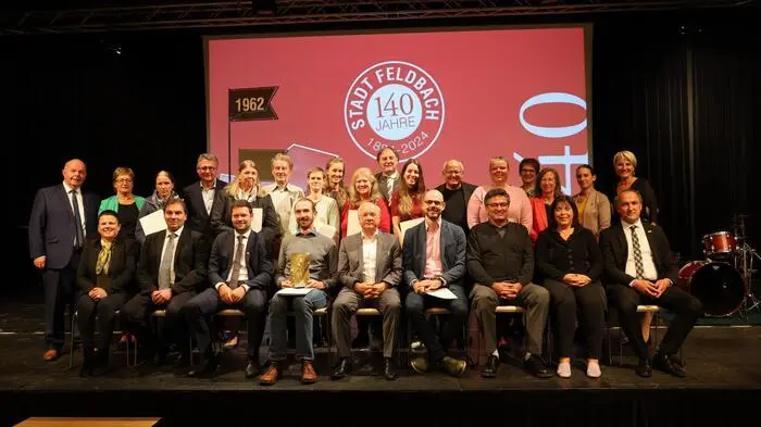 Ein wahrer Fest- und Feierlichkeitsreigen ereignete sich im Jahr 2024 in Feldbach, denn das Jubiläum „140 Jahre Stadt Feldbach“ wurde groß gefeiert. Die Verleihung des Literaturpreises der Stadt unter dem Motto „Das Vermächtnis“ bildete dessen Höhepunkt