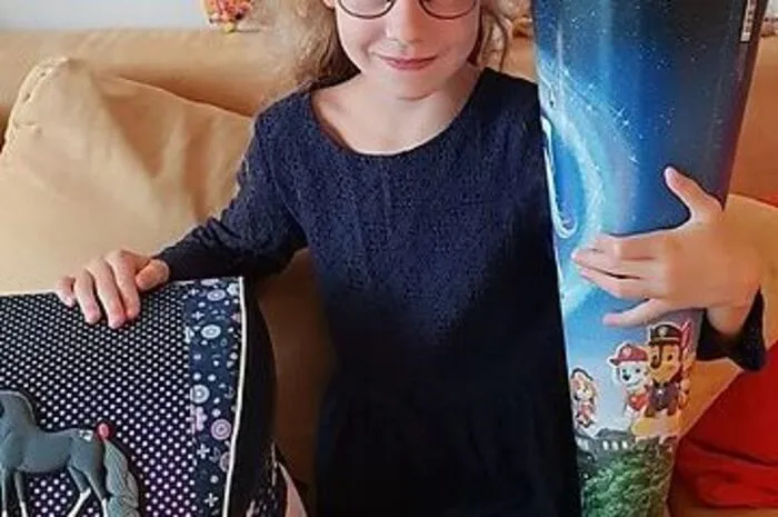 "Schreiben und rechnen kann ich bereits": Am meisten freue ich mich, die Kinder in der neuen Schule kennenzulernen. Zeichnen mag ich besonders gerne. Schreiben und rechnen kann ich bereits, das habe ich von meiner Mama gelernt. Sie ist auch ein bisschen aufgeregt vor dem ersten Schultag und hat mir eine Schultüte mit Einhorn-Motiv und den Hunden von der „Paw Patrol“ gebastelt. Eine Schultasche habe ich schon.