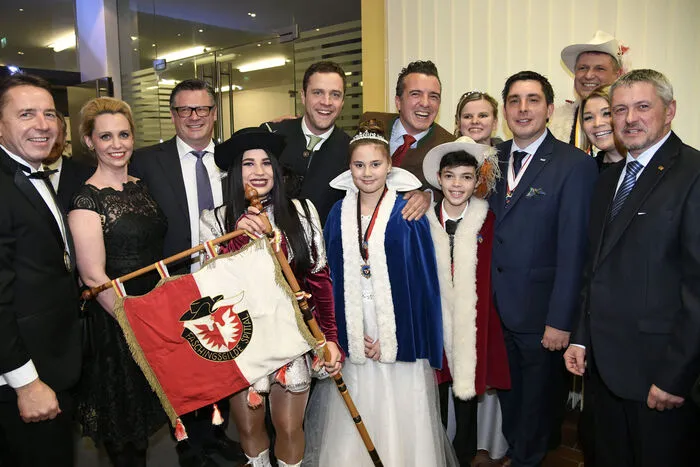 Die stärkste Abordnung stellten Landesrat Gernot Darmann, mit den Abgeordneten Christian Leyroutz, Christoph Staudacher, Nationalrat Erwin Angerer und mit Generalsekretär Johannes Gudenus als Bundesverstärkung aus Wien.