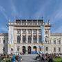 Die Uni Graz schaltet zum Semesterstart die Corona-Ampel auf &quot;Gelb&quot;