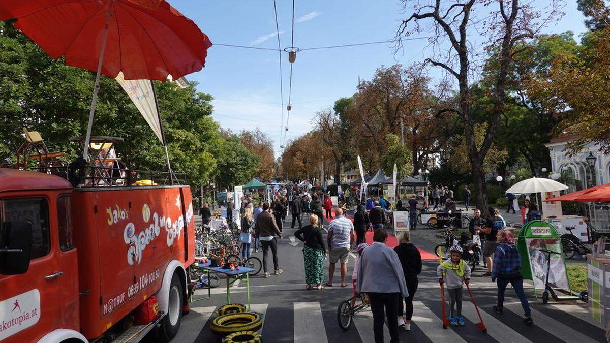 Heute für Autos gesperrt: der Opernring im Zeichen der sanften Mobilität