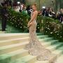 Jennifer Lopez in einem atemberaubenden Kleid