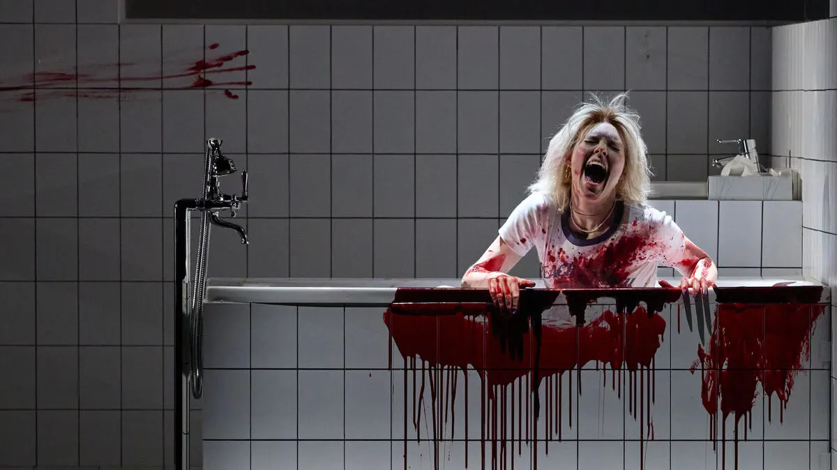  Erika Baikoff als Ophelia