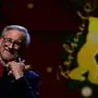 Steven Spielberg mit dem Ehrenbären der Berlinale 
