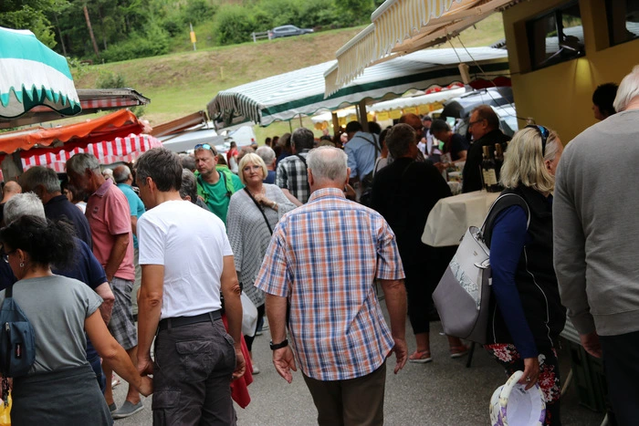 Viele Einheimische und Touristen sind Stammkunden der Selbstvermarkter.