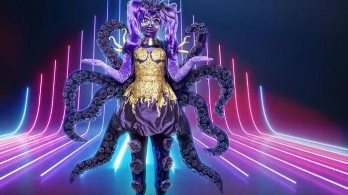 Der Oktopus kam und sang "Uptown Funk" von Bruno Mars. Und musste schon in der ersten Sendung wieder Abschied nehmen.
