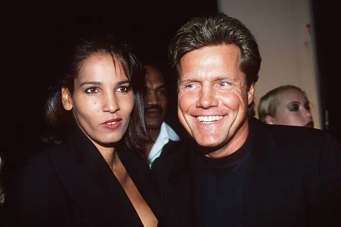 Nach seiner ersten Ehe 1989 lernte Bohlen Nadja Abd el Farrag lieben. 1996 trennte sich das Paar und der Produzent und Musiker heiratete Verona Feldbusch (heute Pooth). Die Ehe hielt nur einen Monat lang und Bohlen kehrte für einige Jahre wieder zu Abd el Farrag zurück.