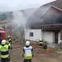 Drei Feuerwehren waren bei dem Zimmerbrand in Stadlhof im Einsatz