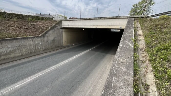 Zu sehen ist die Unterführung Wolfsberg Nord