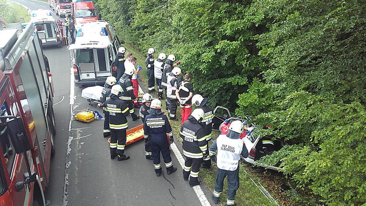 Auf der B65 im Bereich Arnwiesen passierte in Fahrtrichtung Gleisdorf der Unfall